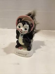 Furry Skunk Figurine Vintage Napco Japan “I Am Cutie” - Picture 1 of 7