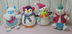 2024 Target Wondershop Yeti Pingüino Muñeco de Nieve Oso Polar Figuras de Peluche NUEVO - Imagen 1 de 9