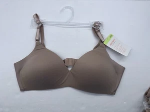 NUEVO CON ETIQUETAS - Sujetador Warners Sin Efectos Secundarios 36B Inalámbrico Nylon Acolchado Copas Espalda Alisador - Imagen 1 de 6
