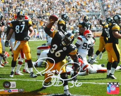 Foto autografada por Jerome Bettis Steelers 8x10 Spike Of Ball HM - Beckett com *Branco - Imagem 1 de 2