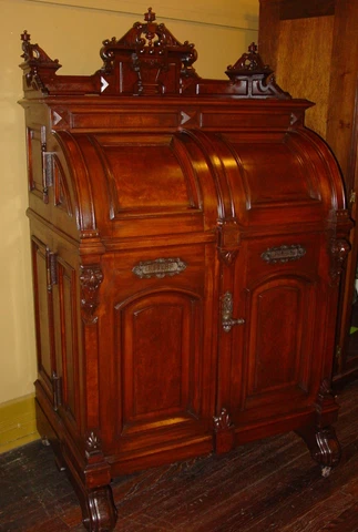 Spectacular Renaissance Wooton rotary desk----15948 Cover