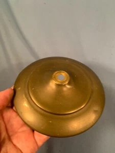 Vintage 5&5/8in Brass Heat Cap for Electric Table Lamp Shade - Picture 1 of 3