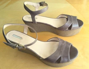 Armani Plateausandalen Sandalen Größe 41 - Bild 1 von 8