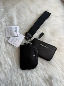 Lululemon Dual Pouch Wristlet Cactus Leather Material Black New - Picture 1 of 3