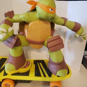 Teenage Mutant Ninja Turtle Michael On Skateboard No Remote Pre-owned TMNT - Picture 1 of 10