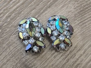 Vintage Blue Aurora Borealis Clip On Earrings Lovely Dazzling Statement - Picture 1 of 7