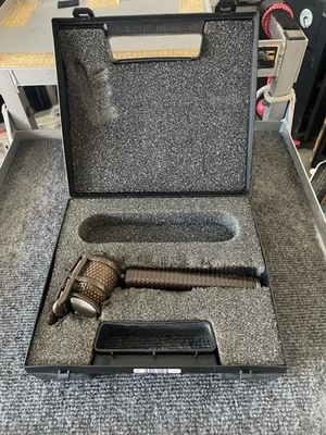 Micrófono para comentarista deportivo con cancelación de ruido cinta labial Coles Electroacoustics 4104 Foto 1 de 4