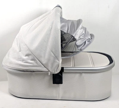 Cuna UPPAbaby para Cochecito Compatible con Vista Cruz Ridge Foto 1 de 4