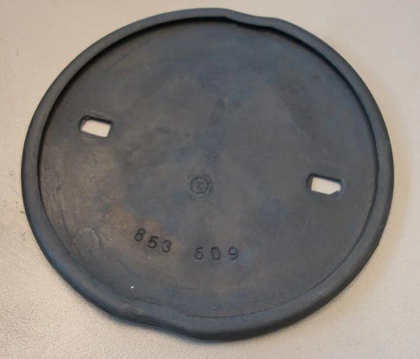 PLACA BASE A CAPÓ SELLO EMBLEMA DELANTERO VOLKSWAGEN KARMANN GHIA 1956-1974 Foto 1 de 1