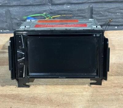 Pioneer AVH-110BT Bluetooth DVD Player iPhone Android CD AM FM USB - Image 1 of 4