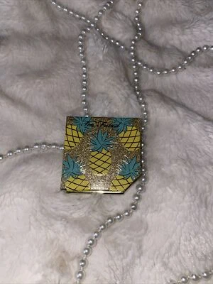 Too Faced Pineapple Paradise Strobing Bronzer  Pineapple Sun 3.2 g / 0.11 oz - Image 1 of 3