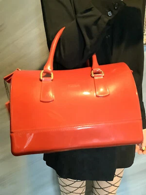 Furla - Cartera de goma roja Candy Bag Foto 1 de 2