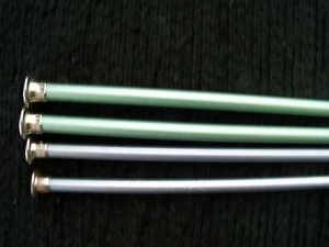 Agujas de tejer de aluminio, tamaños 8 y 10, 14" de largo, ok - Imagen 1 de 2