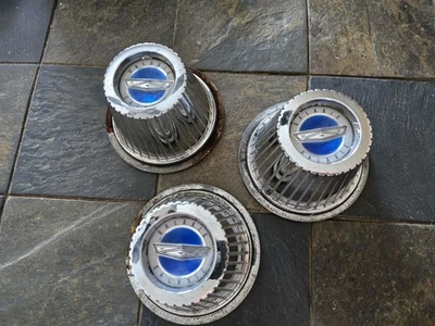 1964 FORD GALAXIE 500 OEM 14" TURBINE HUBCAP / WHEEL COVER  Center / Emblems - Image 1 of 4