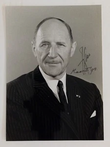 Joseph Luns - früherer Nato Generalsekretär, mit Anschreiben - original Autogram - Bild 1 von 2