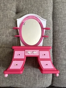 Mattel Barbie rosa Waschtisch mit Spiegel für Puppenhäuser - Bild 1 von 5