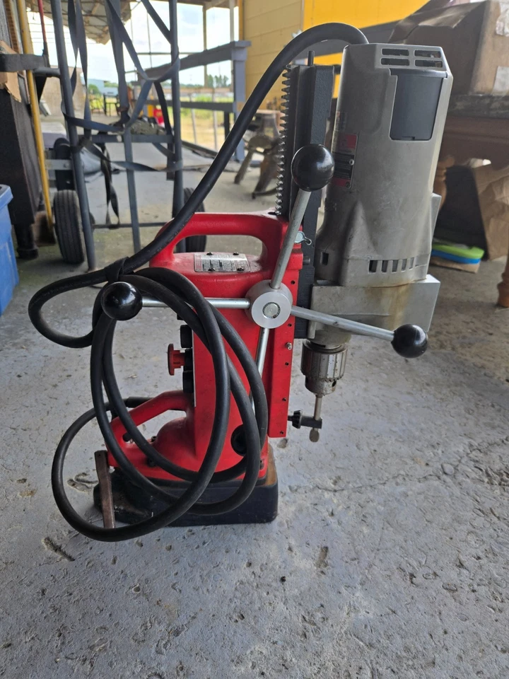 Milwaukee electromagnetic drill press - Image 1 of 4