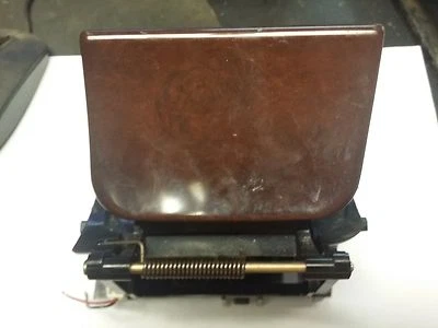 1996 1997 Infiniti I30 OEM Front Ash Tray Housing - Image 1 of 2