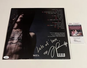 LP LAURA PERGOLIZZI SIGNIERTE KIRCHEN VINYL-SCHALLPLATTE JSA COA - Bild 1 von 3