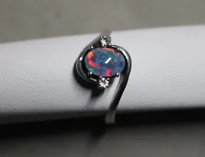 RING MIT OPAL & ZWEI STEINEN - VINTAGE - SCHÖNES FARBSPIEL/ HANDMADE 835 SILBER - Bild 1 von 4