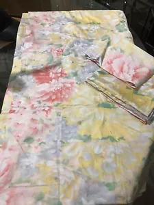 Laura Ashley 300 count cotton Double bed doona cover & 2 cases - Picture 1 of 4