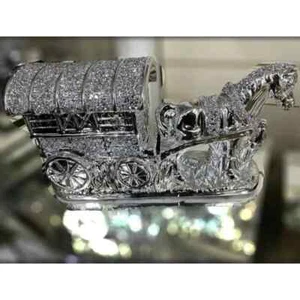 PFERD MIT WAGEN ZIGEUNER ZERKLEINERTER DIAMANT KUTSCHE ORNAMENT WOHNWAGEN REGAL BLING - Bild 1 von 4