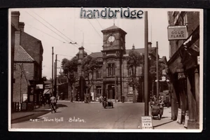 Bilston - Street Scene & Town Hall - cerca de Wolverhampton - postal R P - Imagen 1 de 2