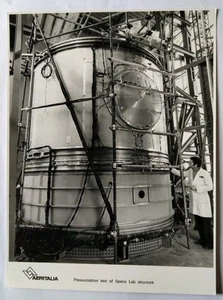 AERITALIA_PRESSURIZATION TEST OF "SPACE LAB" STRUCTURE_ - Picture 1 of 1