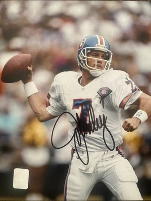Foto autografiada firmada por John Elway de los Denver Broncos ---- Certificado de autenticidad  Foto 1 de 2