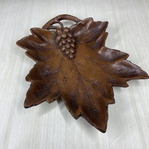 Vintage Faux Wood Grape Leaf Nut Dish Fall Rustic Thanksgiving Candy Crackers - Picture 1 of 5