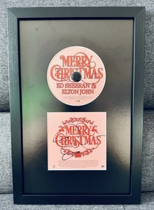 Funda CD firmada por Ed Sheeran "Merry Christmas" feat. Elton John / Marco / Música - Imagen 1 de 10