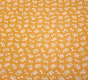 Fruit Stand BTY Anne Tavoletti P&B Textile Boutique Golden Yellow Floral Paisley - Picture 1 of 3