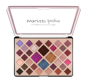WKDY & WKND INSPO eye Shadow palette for every occasion, professional makeup NIB - Picture 1 of 3