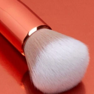 Boohoo Blusher Brush Makeup Cosmetic Brush Powder Bronzer Free P&P