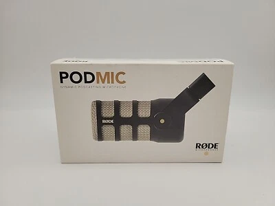 Micrófono dinámico para podcasting Rode PodMic Open Box Foto 1 de 4