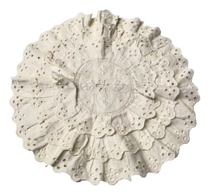 Creamy White Lace Eyelet Doily - Picture 1 of 6