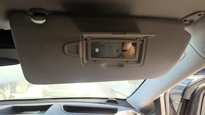 Passenger Sun Visor 447 Type Without Illumination Fits 16-21 METRIS 28915873 — 第 1/4 张图片