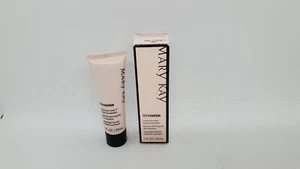 Mary Kay TIMEWISE 'Luminous-Wear Liquid Foundation' in 'IVORY 2'...NIB~1 oz - Picture 1 of 3