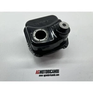 QV3 350 2015-2017 PANEL DEPÓSITO DE COMBUSTIBLE - Imagen 1 de 3