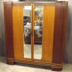 Splendido Armadio Appendiabiti Design vetri lavorati ante soffietto credenza - Foto 1 di 8