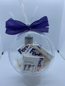 Mini paquetes de compras en línea FedEx The World On Time hecho en casa 2023 - Imagen 1 de 5