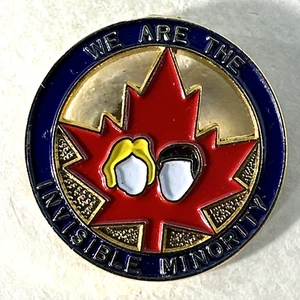 Prendedor de solapa sombrero rojo país canadiense hoja de arce gente blanca minoría invisible - Imagen 1 de 12