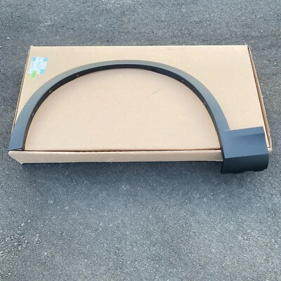 Moldura de arco de rueda delantera izquierda BMW X3 X4 2011-2018 OEM 51777210081 NUEVO Foto 1 de 4