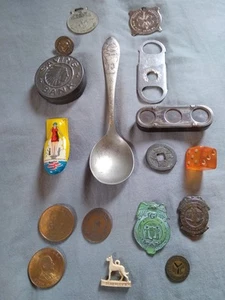 Vintage Junk Drawer Lot Mickey Mouse Chinese Cash Coin G Man Cub Scouts Bank. - Picture 1 of 16