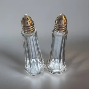 Vintage 8 sided glass salt & pepper shakers~ Metal top Restaurant Style - Picture 1 of 6