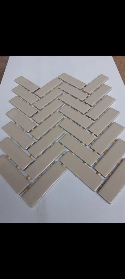 6 листов мозаичной плитки - бежевая елочка, глянцевая 9 x 12 - Изображение 1 из 3