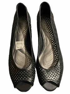 NWT Dexflex Comfort Women’s Wedge Career Comfort Shoes Black Size 6 1/2 - Picture 1 of 7
