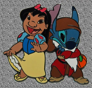 DISNEY AUCTIONS Pin Lilo & Stitch Snow White Costumes - LE 1000 - Imagen 1 de 1