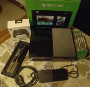 Microsoft Xbox One 500GB Spielekonsole Controller 5 Spiele - Bild 1 von 18