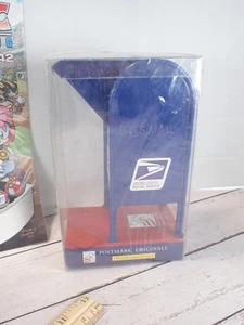 USPS POSTSTEMPEL ORIGINALS SELTEN 2001 BRIEFKASTEN DROP BOX GELD MÜNZBANK 7" NEU VERSIEGELT - Bild 1 von 5